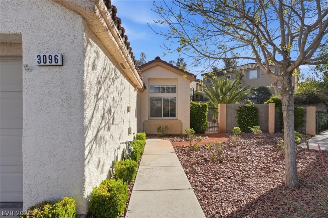 3096 Maple Ridge Court Henderson, NV 89052 - Photo 4 of 37