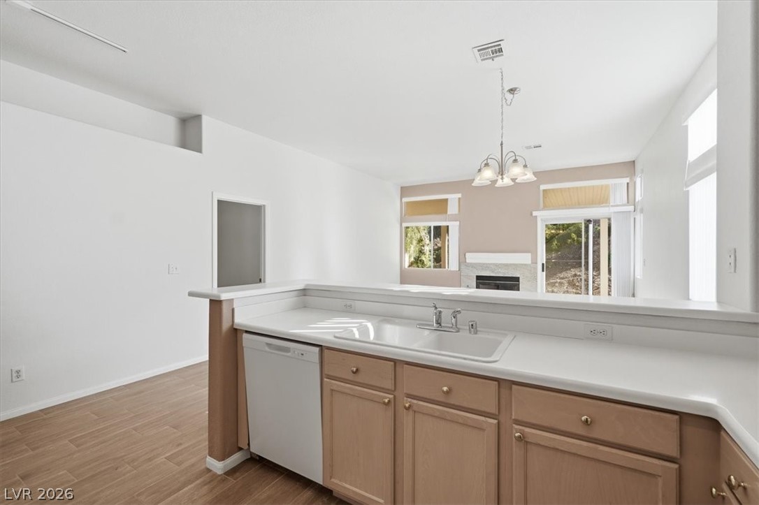 3096 Maple Ridge Court Henderson, NV 89052 - Photo 9 of 37