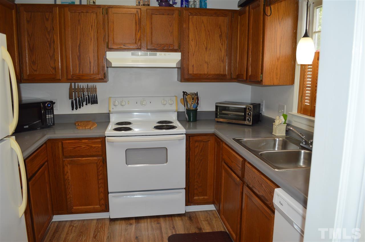 5604 Split Oak Way Raleigh, NC 27609 - Photo 12 of 23 Gallery Image 12