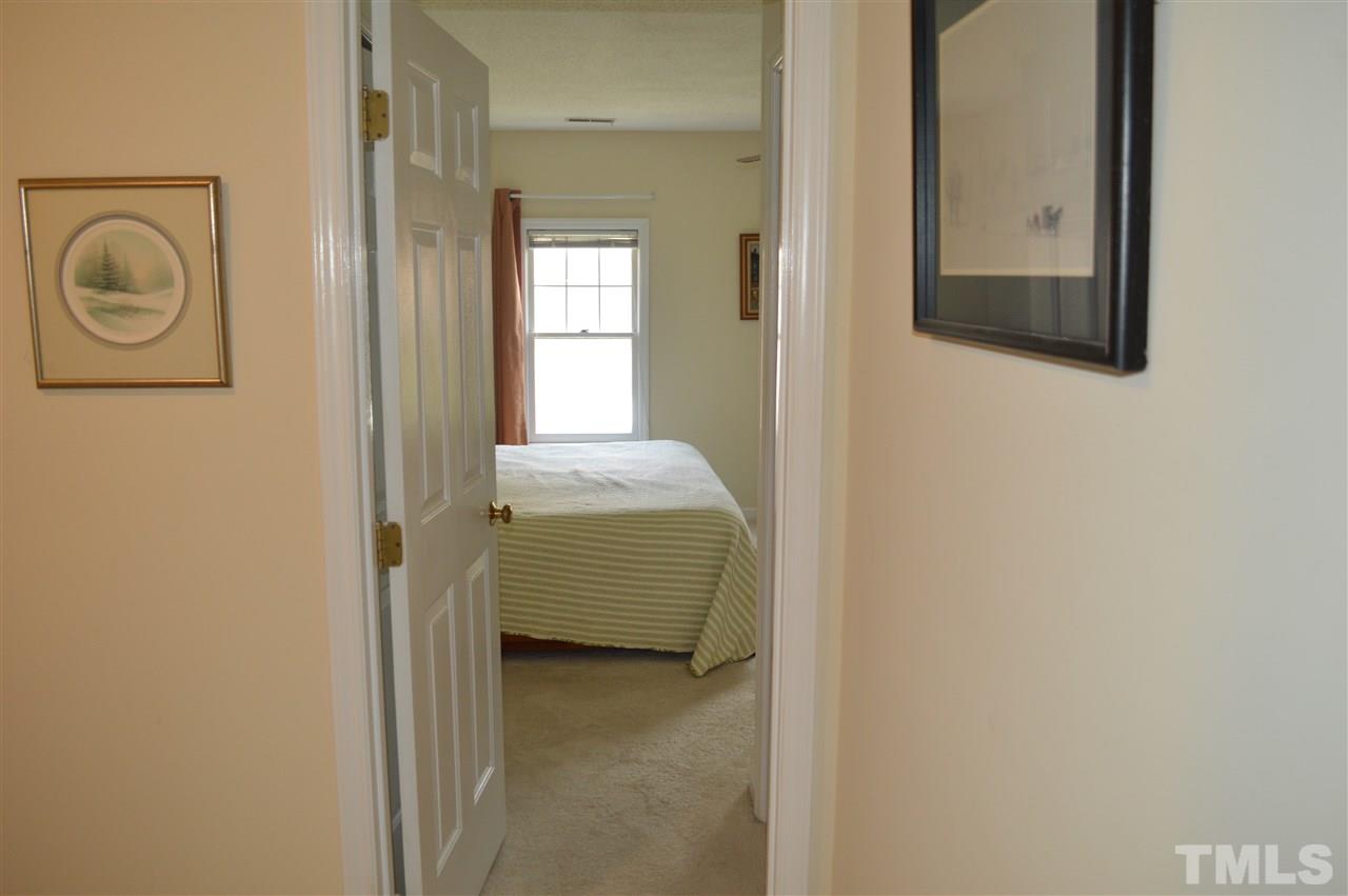 5604 Split Oak Way Raleigh, NC 27609 - Photo 15 of 23 Gallery Image 15