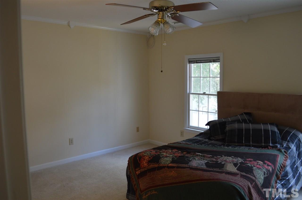 5604 Split Oak Way Raleigh, NC 27609 - Photo 19 of 23 Gallery Image 19