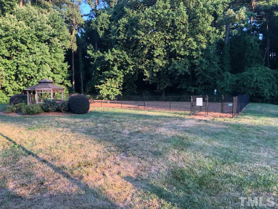 5604 Split Oak Way Raleigh, NC 27609 - Photo 22 of 23 Gallery Image 22