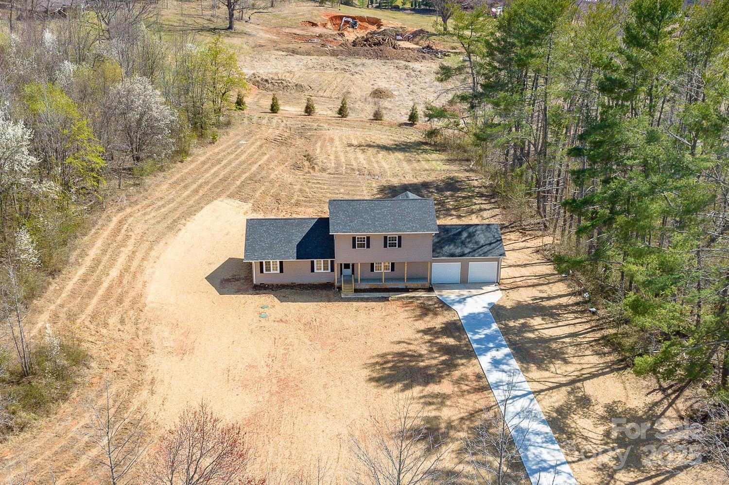3424 Walker Circle Lenoir, NC 28645 - Photo 5 of 38 a view of houses with outdoor space
