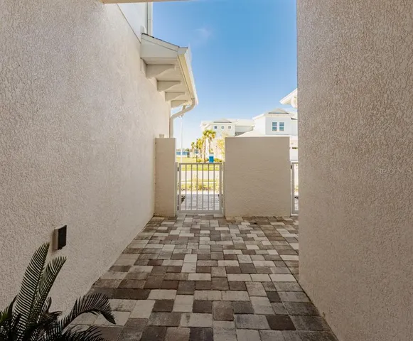 $2,599 | 31885 Anchor Pt Drive, Wesley Chapel, FL 33545