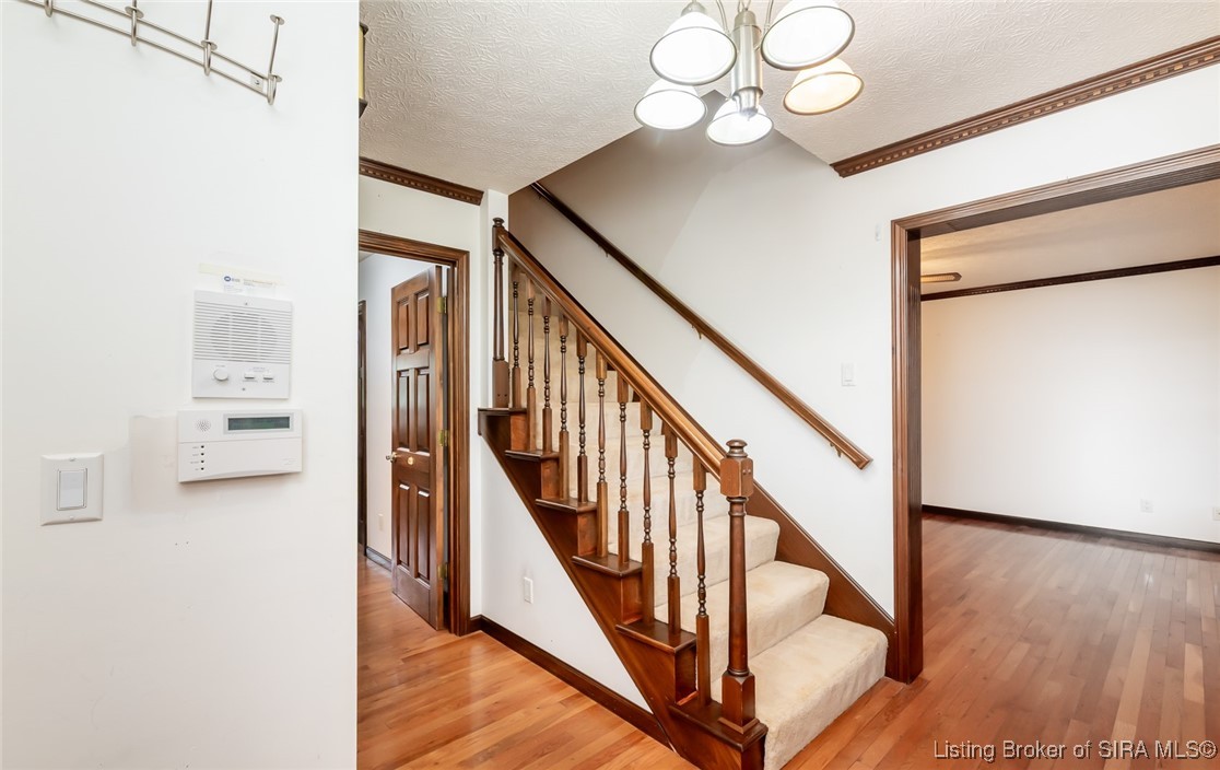 798 East Brown Road Pekin, IN 47165 - Photo 16 of 98