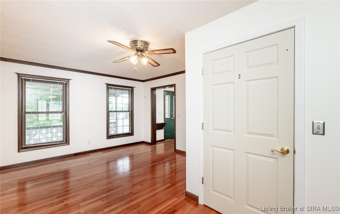 798 East Brown Road Pekin, IN 47165 - Photo 18 of 98