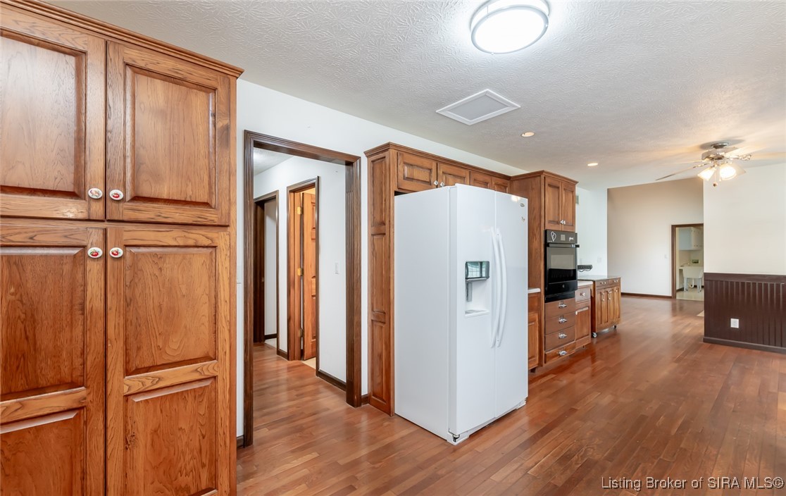 798 East Brown Road Pekin, IN 47165 - Photo 24 of 98