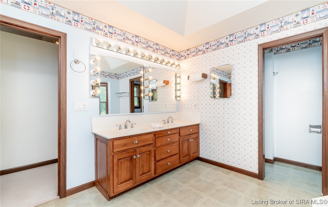 798 East Brown Road Pekin, IN 47165 - Photo 49 of 98