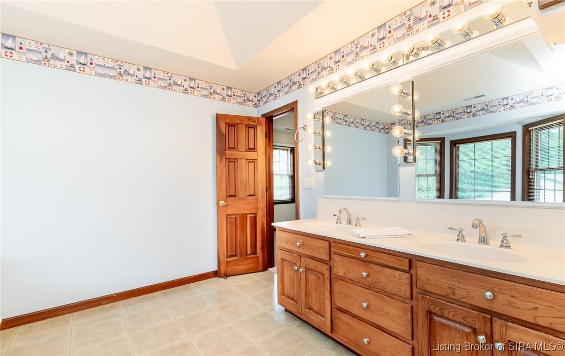 798 East Brown Road Pekin, IN 47165 - Photo 50 of 98