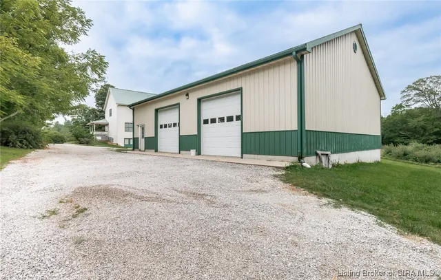 $599,900 | 798 East Brown Road, Pekin, IN 47165