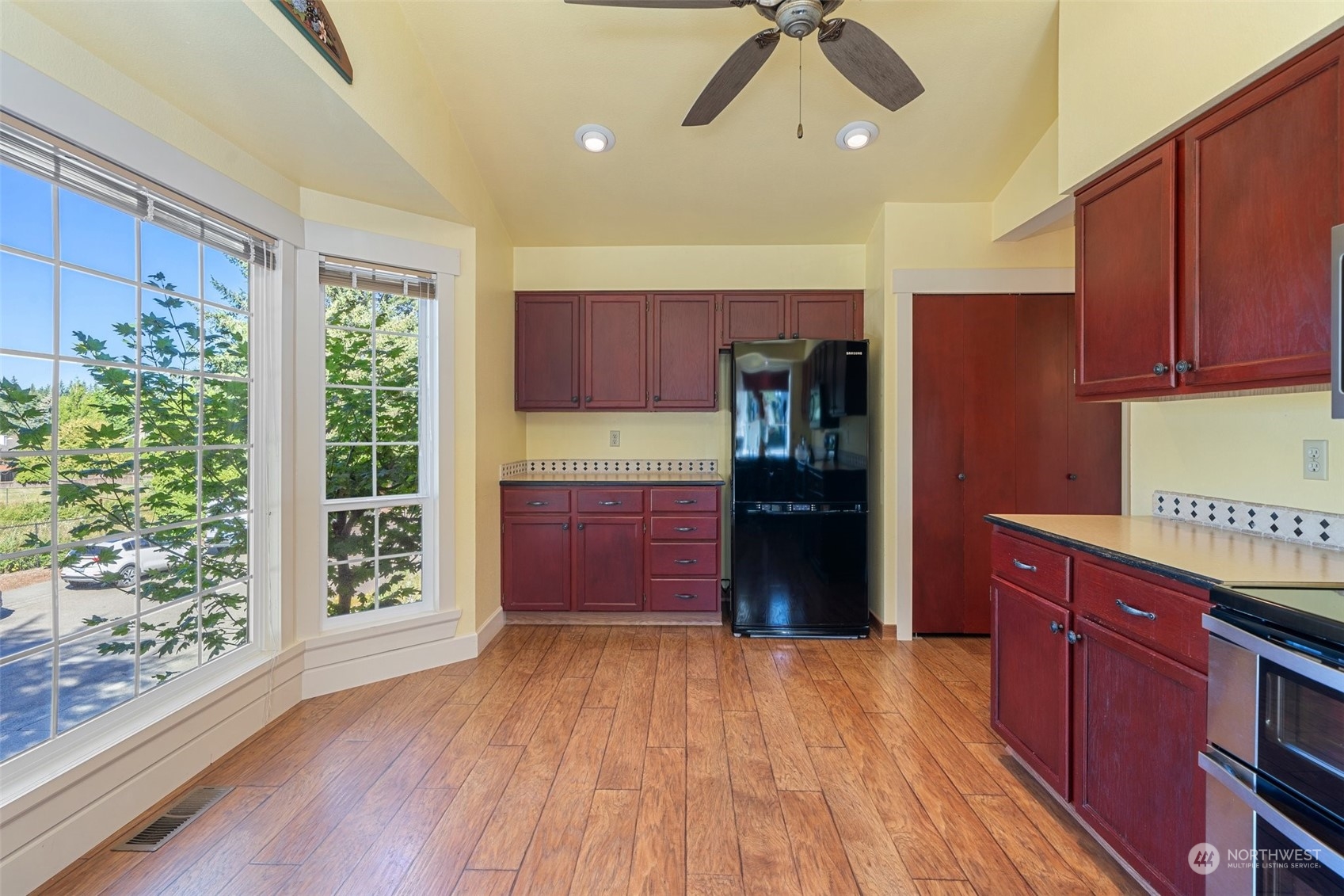 15105 Southeast 184th Street Renton, WA 98058 - Photo 11 of 40 Gallery Image 11