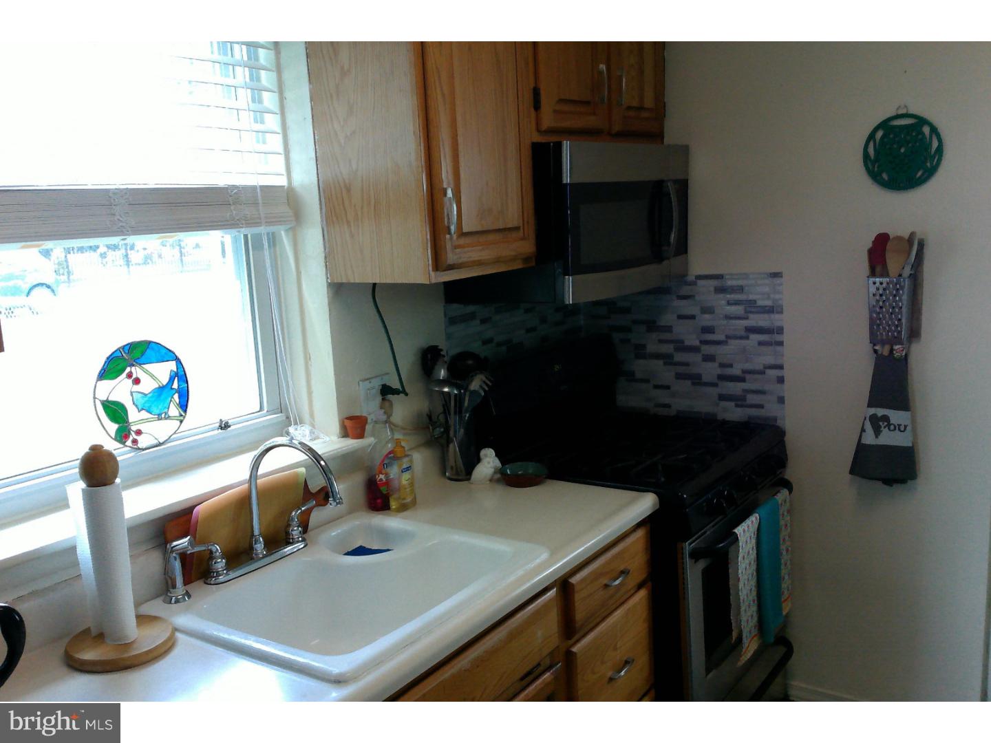 9203 Exeter Road Philadelphia, PA 19114 - Photo 5 of 17 Kitchen