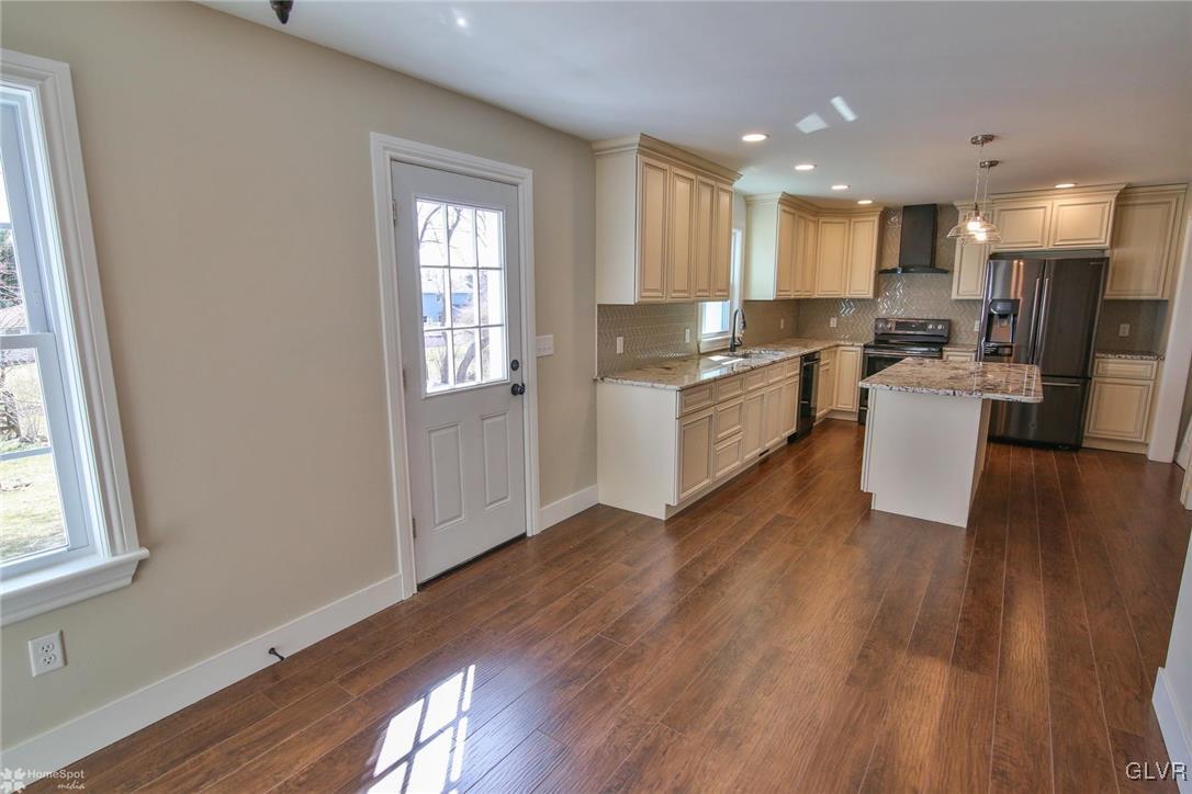 536 East Macada Road Bethlehem, PA 18017 - Photo 12 of 28 Gallery Image 12