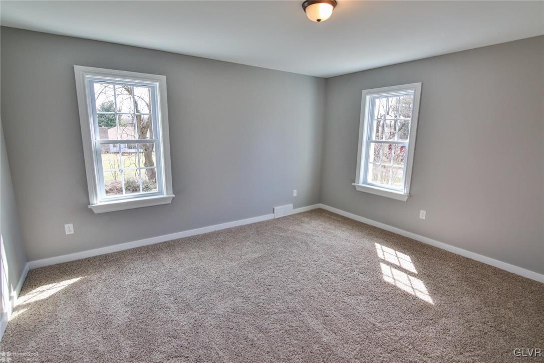 536 East Macada Road Bethlehem, PA 18017 - Photo 20 of 28 Gallery Image 20