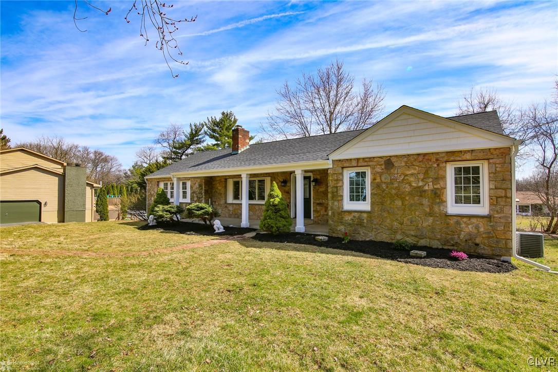 536 East Macada Road Bethlehem, PA 18017 - Photo 2 of 28 Gallery Image 2