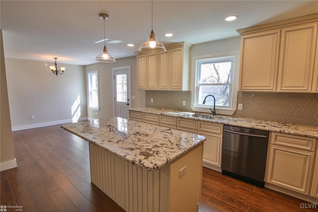 536 East Macada Road Bethlehem, PA 18017 - Photo 10 of 28 Gallery Image 10