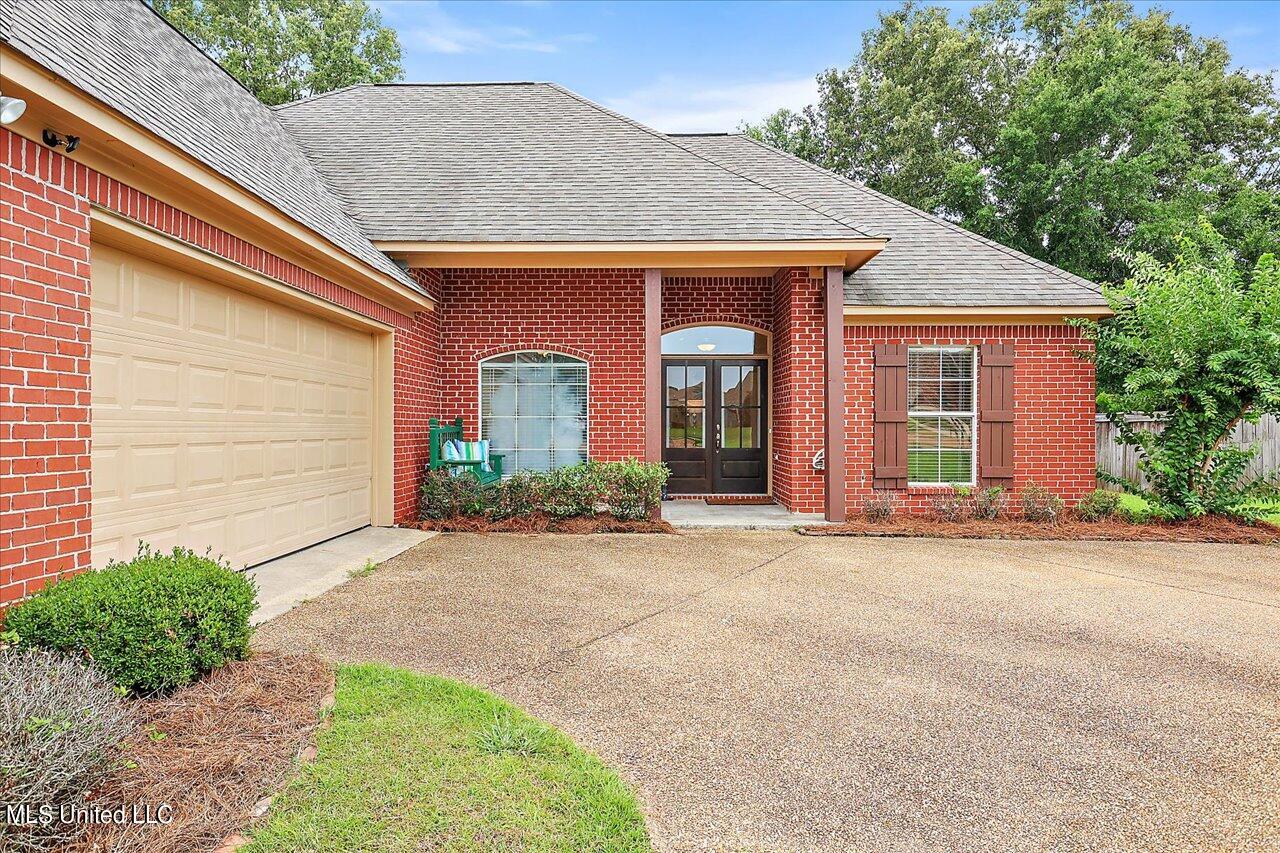 1909 East Ridge Circle Madison, MS 39110 - Photo 3 of 35 03-1909 E Ridge Circle
