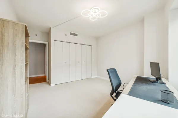 $505,000 | 130 North Garland Court, Unit 1406, Chicago, IL 60602