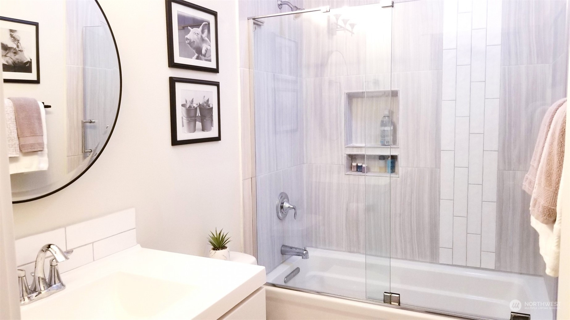 4931 Breezefair Road Freeland, WA 98249 - Photo 11 of 19 Gallery Image 11