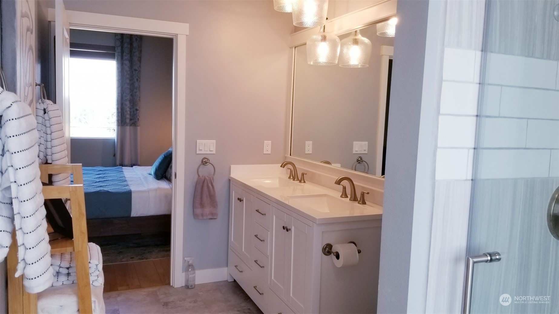 4931 Breezefair Road Freeland, WA 98249 - Photo 9 of 19 Gallery Image 9
