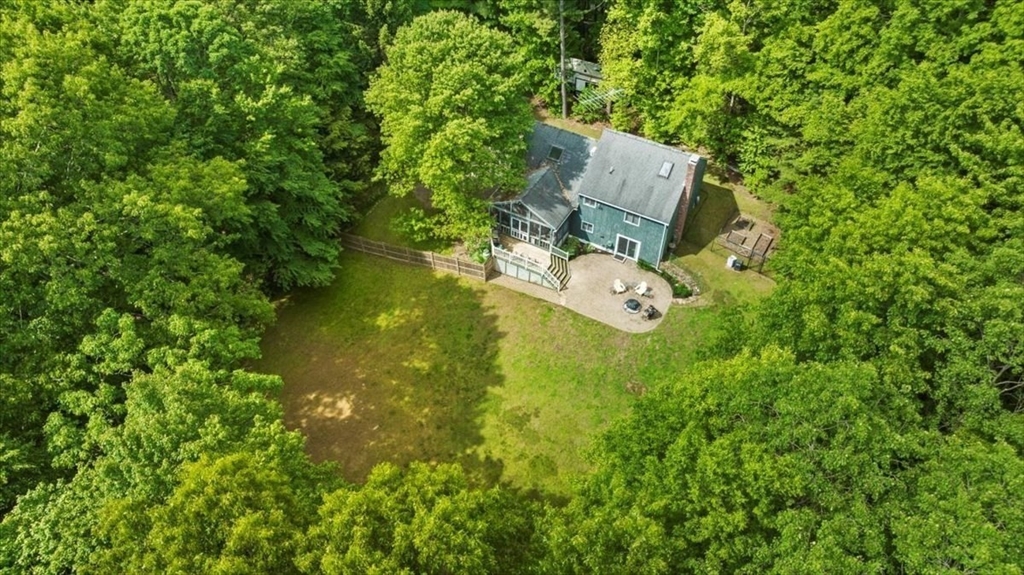 31 Lawton Road Shirley, MA 01464 - Photo 34 of 37