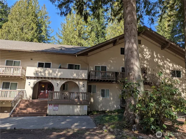 $134,900 | 10433 Mt Baker Highway, Unit 1005A, Glacier, WA 98244