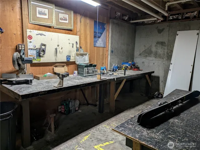 $134,900 | 10433 Mt Baker Highway, Unit 1005A, Glacier, WA 98244