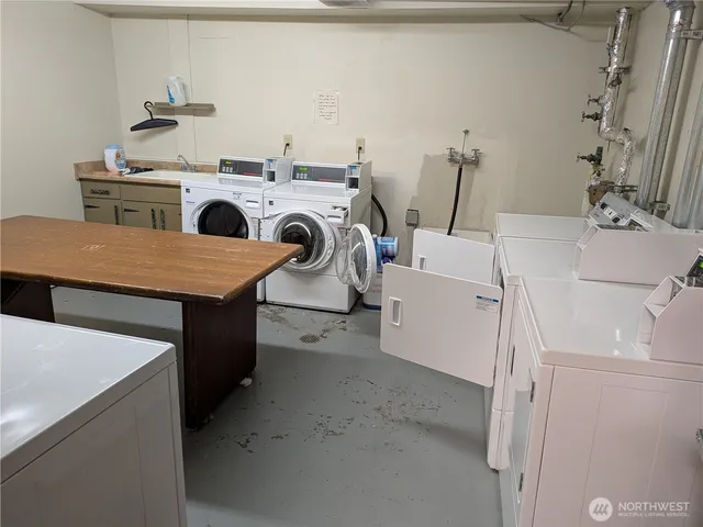 $134,900 | 10433 Mt Baker Highway, Unit 1005A, Glacier, WA 98244