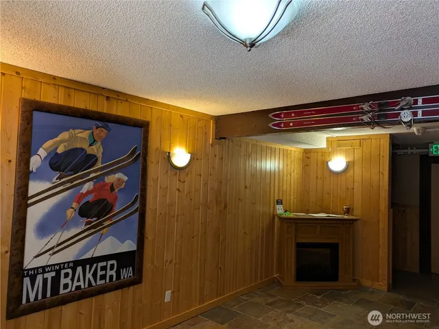 $134,900 | 10433 Mt Baker Highway, Unit 1005A, Glacier, WA 98244