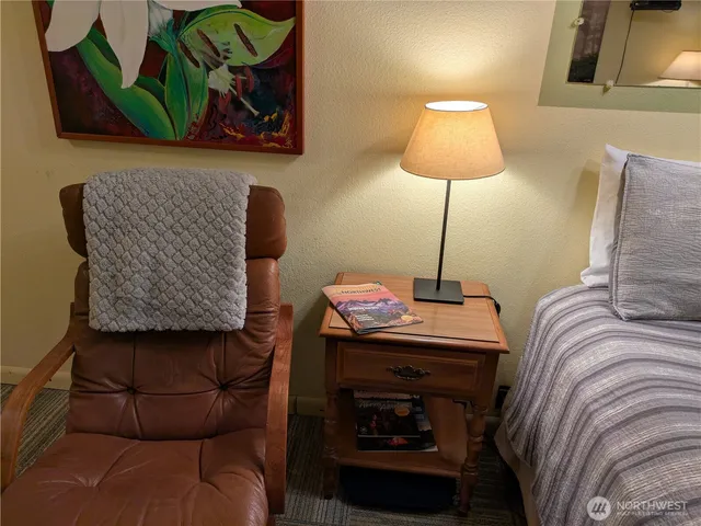 $134,900 | 10433 Mt Baker Highway, Unit 1005A, Glacier, WA 98244