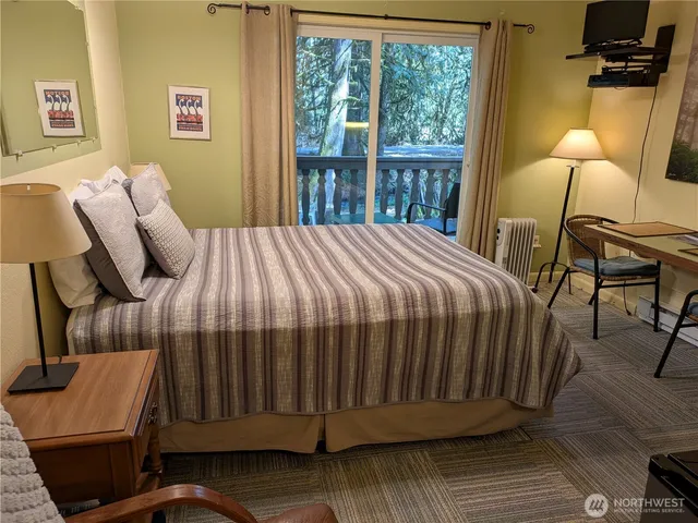 $134,900 | 10433 Mt Baker Highway, Unit 1005A, Glacier, WA 98244