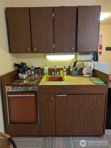 $134,900 | 10433 Mt Baker Highway, Unit 1005A, Glacier, WA 98244