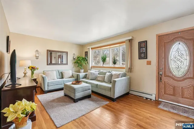 $549,000 | 132 Linden Road, Wayne, NJ 07470