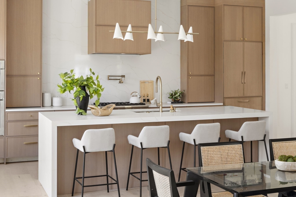 66 Oakcrest Road Needham, MA 02492 - Photo 12 of 42