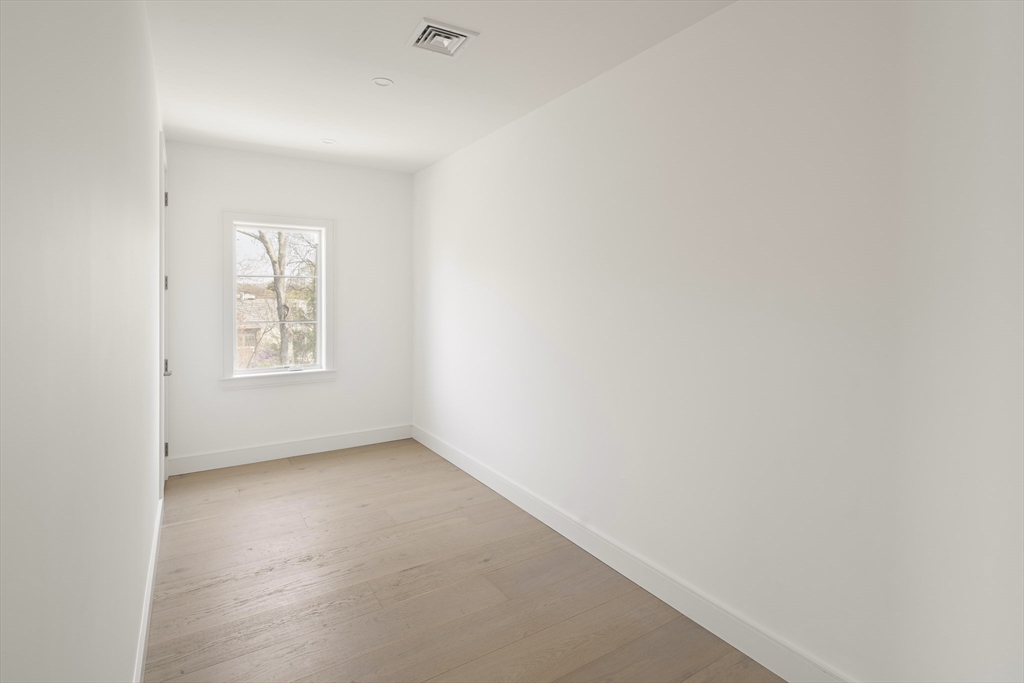 66 Oakcrest Road Needham, MA 02492 - Photo 26 of 42