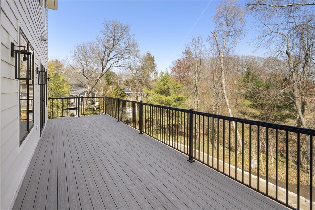 66 Oakcrest Road Needham, MA 02492 - Photo 9 of 42