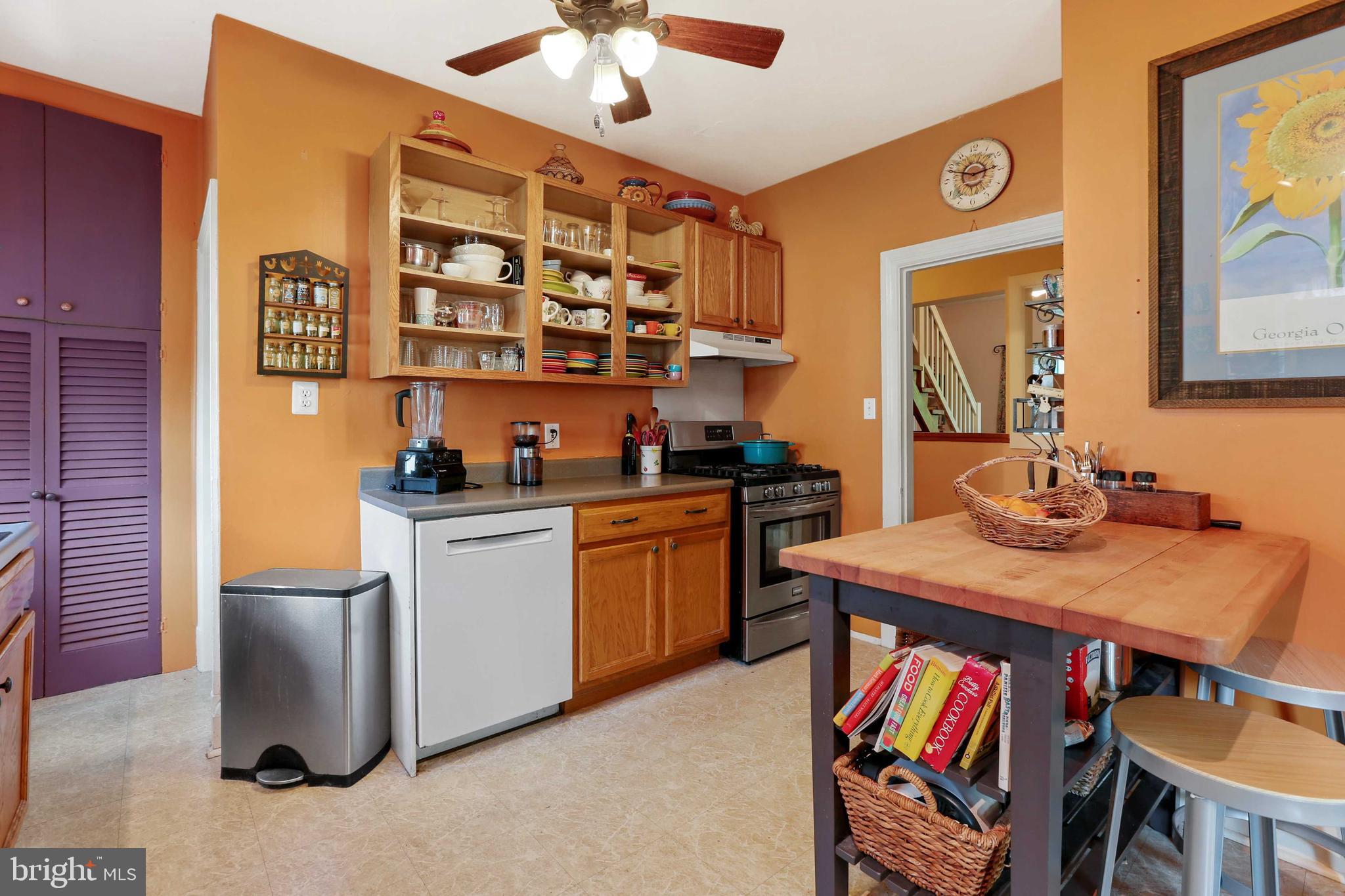 5605 Everhurst Road Baltimore, MD 21209 - Photo 12 of 45