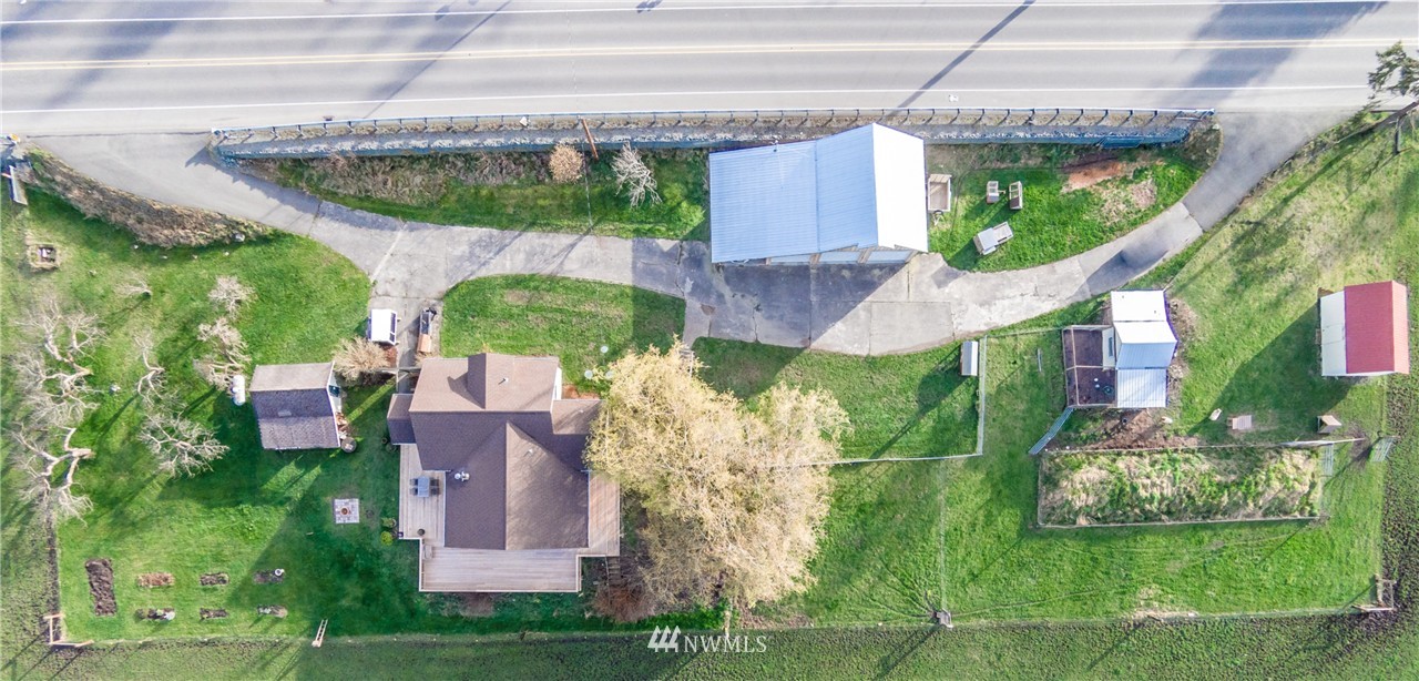 175 East Frostad Road Oak Harbor, WA 98277 - Photo 3 of 25 Gallery Image 3