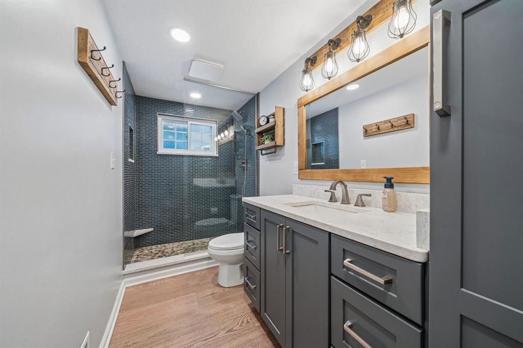 21 Farmcrest Drive Cecil, PA 15321 - Photo 13 of 30