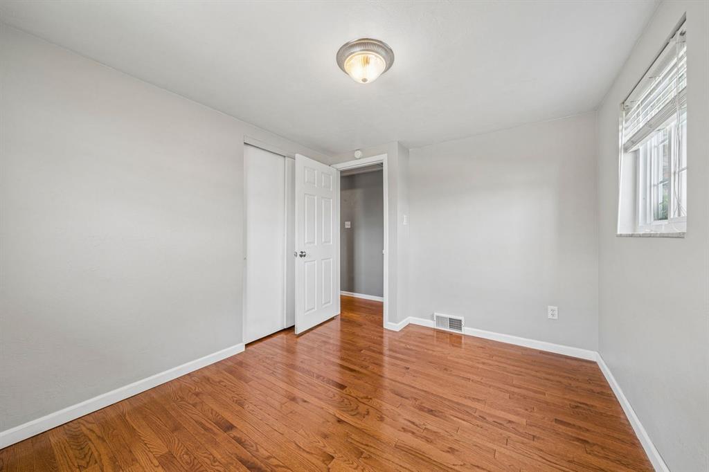 21 Farmcrest Drive Cecil, PA 15321 - Photo 16 of 30