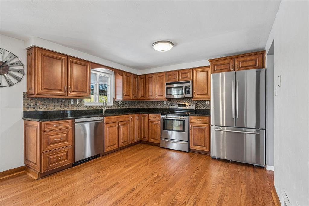 21 Farmcrest Drive Cecil, PA 15321 - Photo 29 of 30