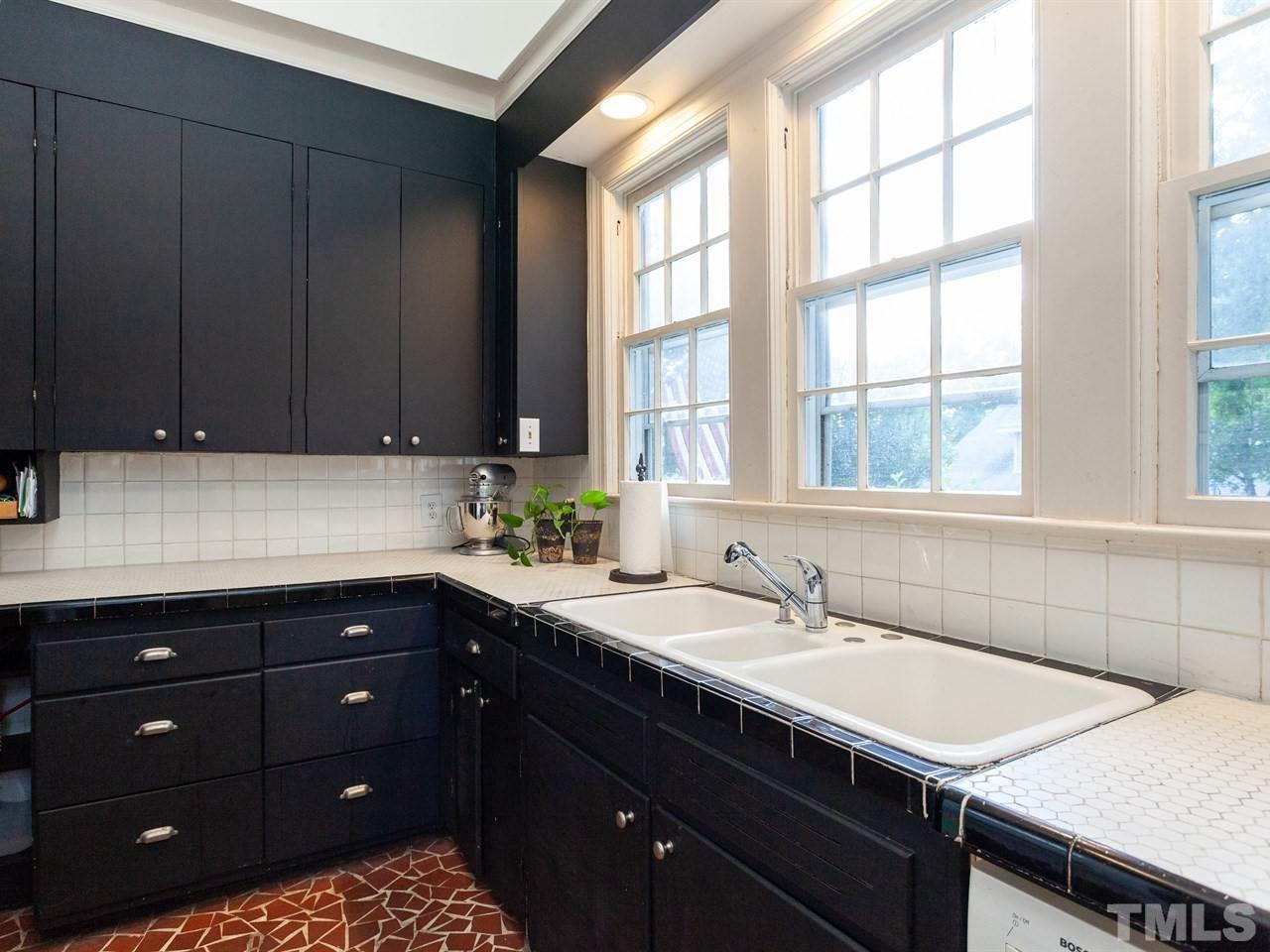 1213 Filmore Street Raleigh, NC 27605 - Photo 12 of 25 Gallery Image 12