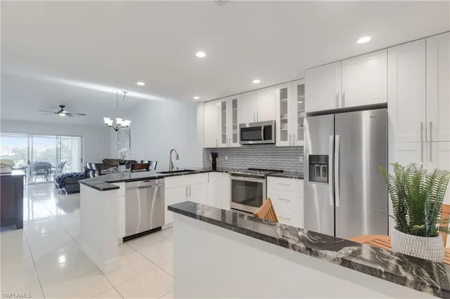 $369,000 | 7766 Emerald Circle, Unit R203, Naples, FL 34109