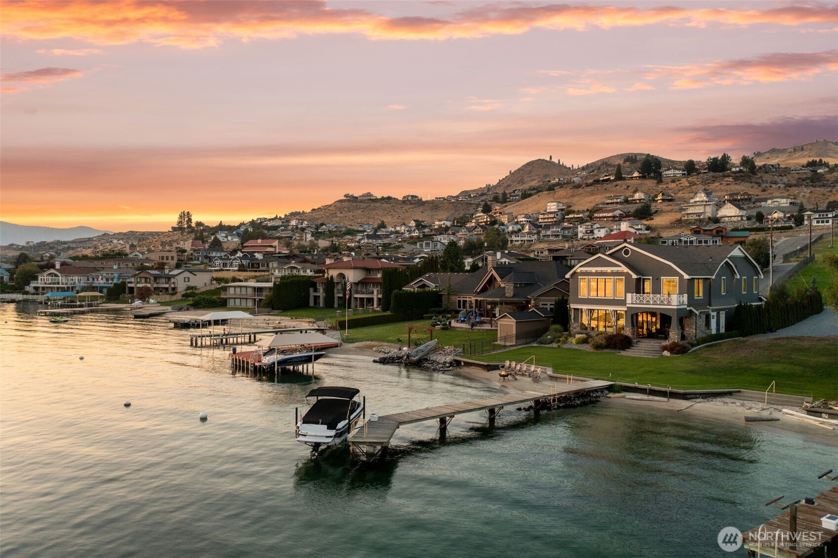 58 Key Bay Lane Chelan, WA 98816 - Photo 3 of 39