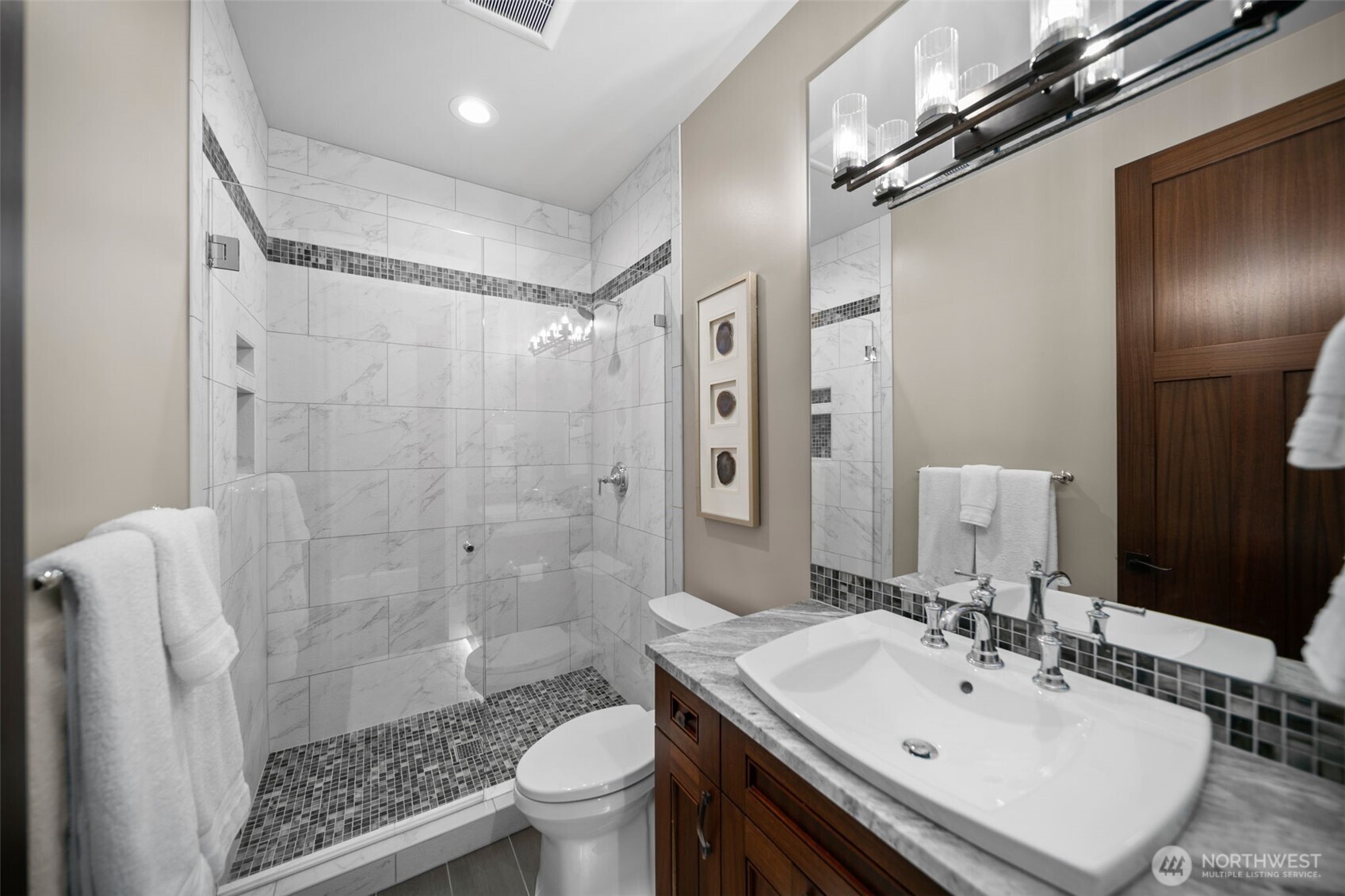 58 Key Bay Lane Chelan, WA 98816 - Photo 32 of 40 a bathroom with a sink toilet and shower