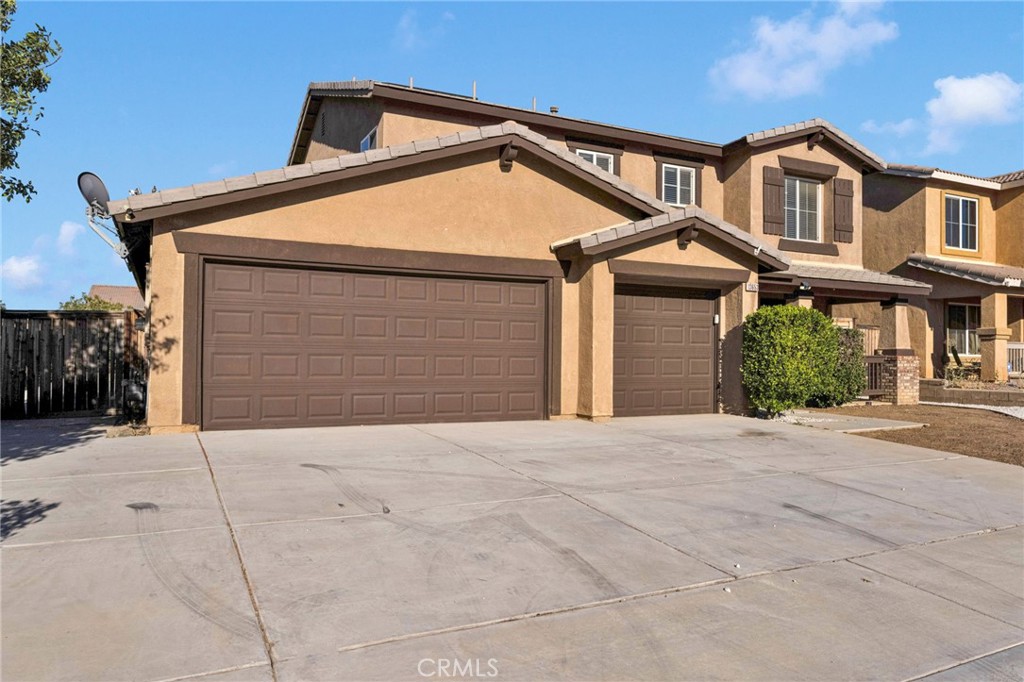 13653 Cobalt Road Victorville, CA 92392 - Photo 4 of 53