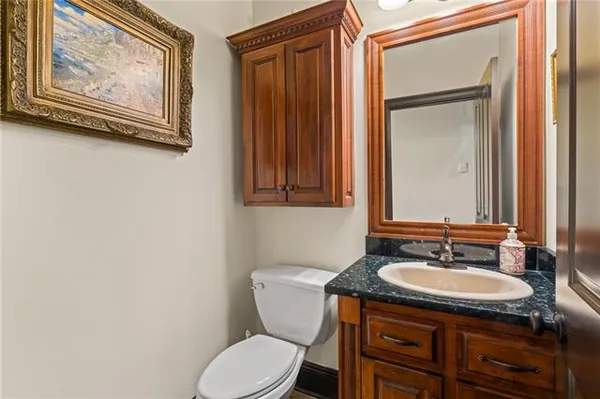 $575,000 | 262 Riverwood Drive, Houma, LA 70360