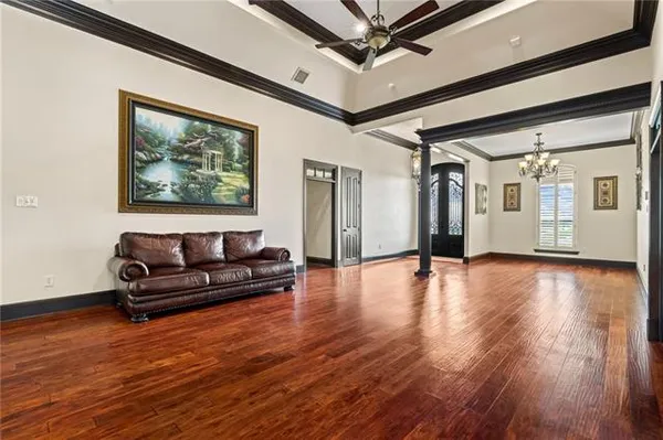 $575,000 | 262 Riverwood Drive, Houma, LA 70360