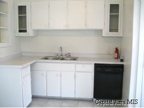 1600 E Keys Springfield, IL 62702 - Photo 7 of 9