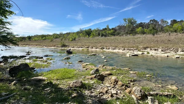 $2,500,000 | 705 Elbel Bend, Spring Branch, TX 78070